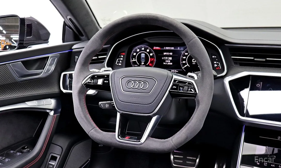 Фото 13 - Audi RS 7