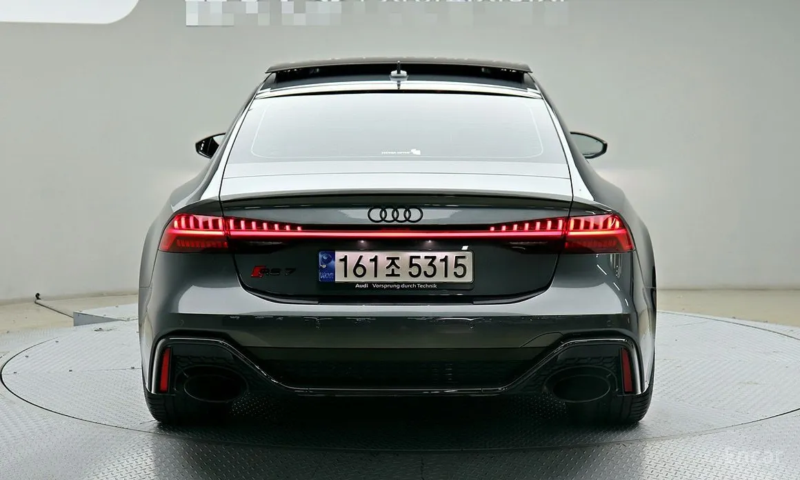 Фото 4 - Audi RS 7