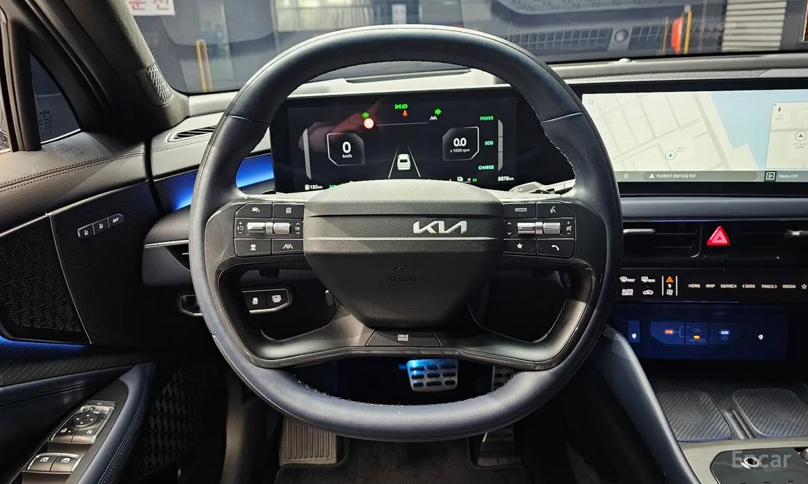 Фото 13 - Kia K8