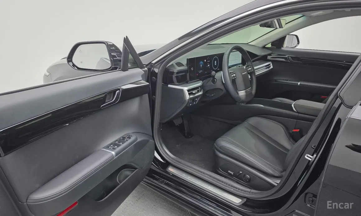 Фото 10 - Hyundai Grandeur