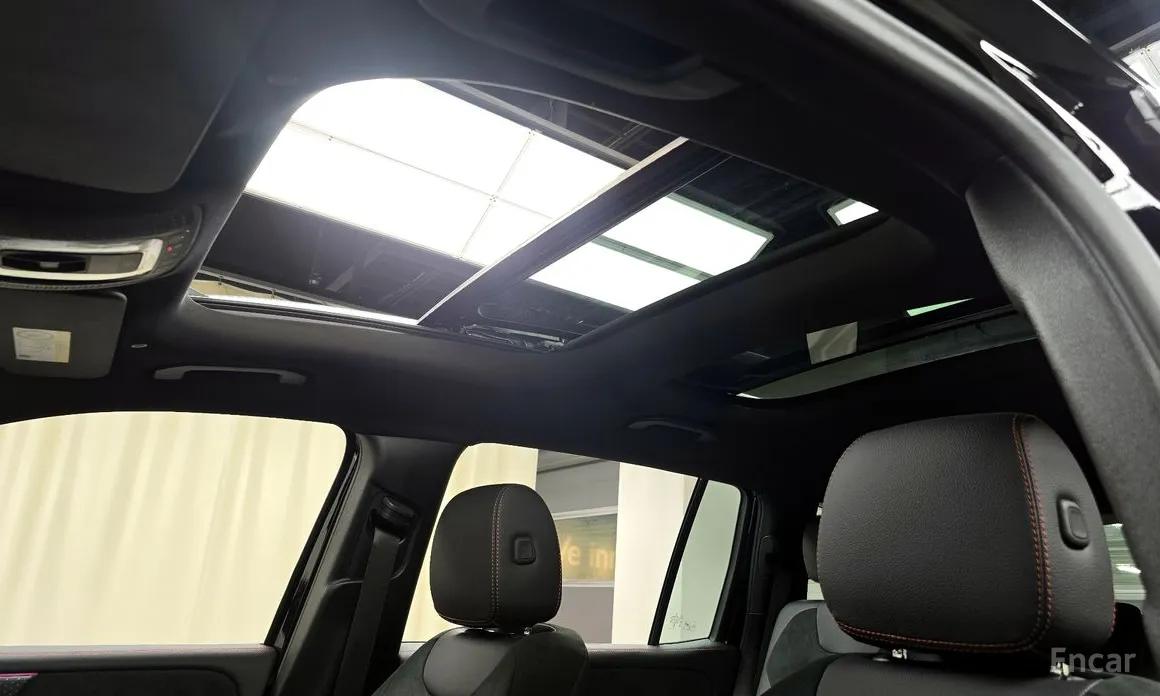 Фото 19 - Mercedes-Benz GLB-Class