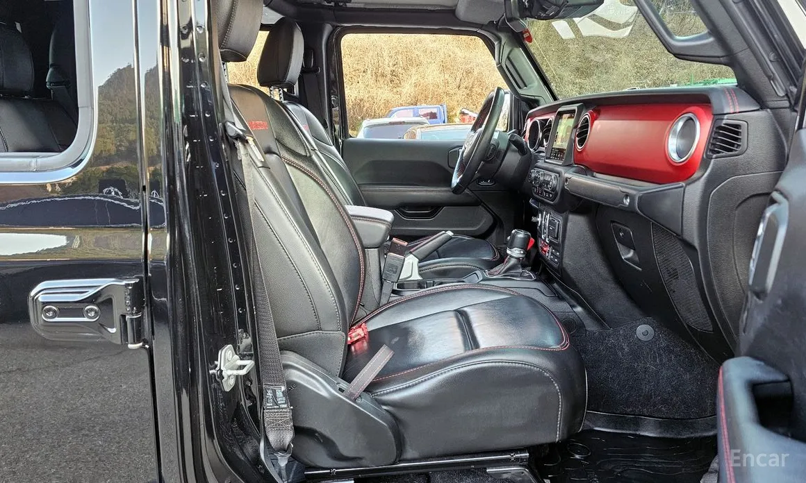 Фото 11 - Jeep Gladiator