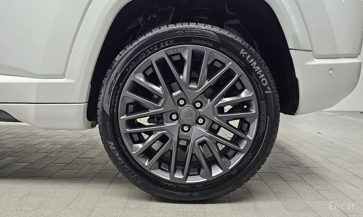 Фото 5 - Jeep Compass