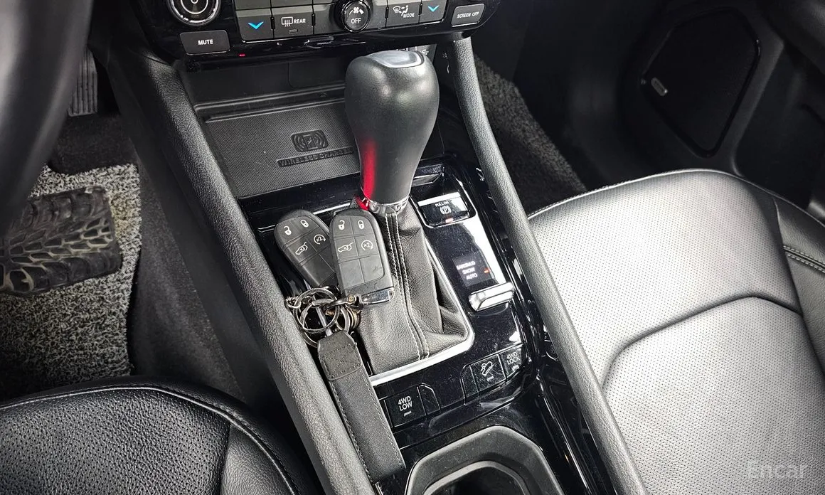 Фото 9 - Jeep Compass