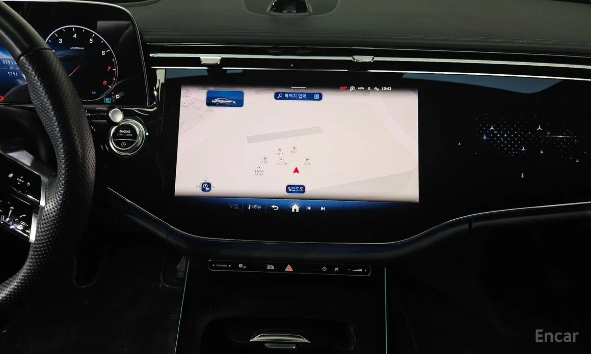 Фото 14 - Mercedes-Benz E-Class