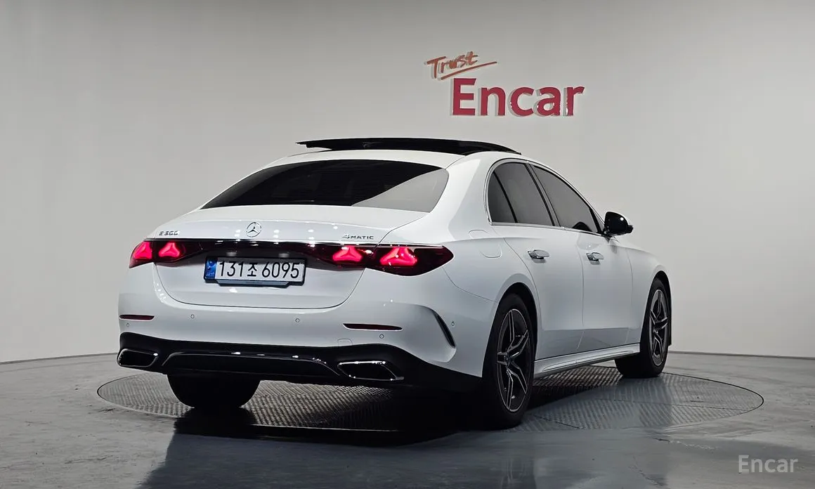Фото 2 - Mercedes-Benz E-Class