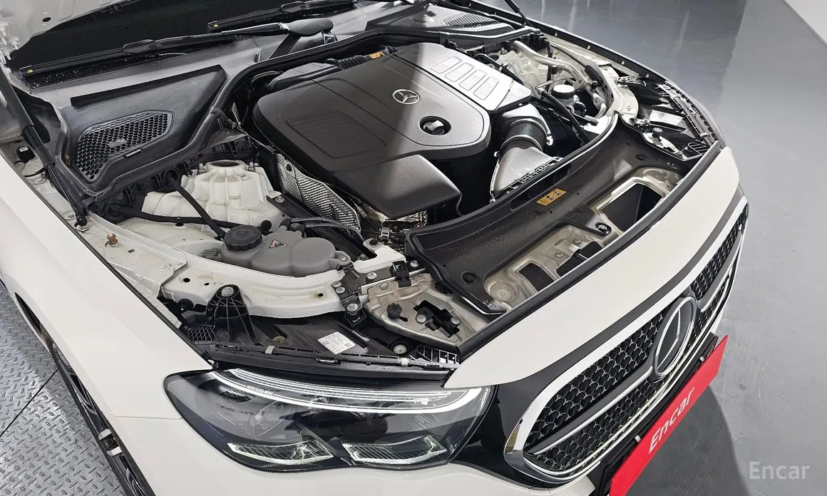 Фото 6 - Mercedes-Benz E-Class