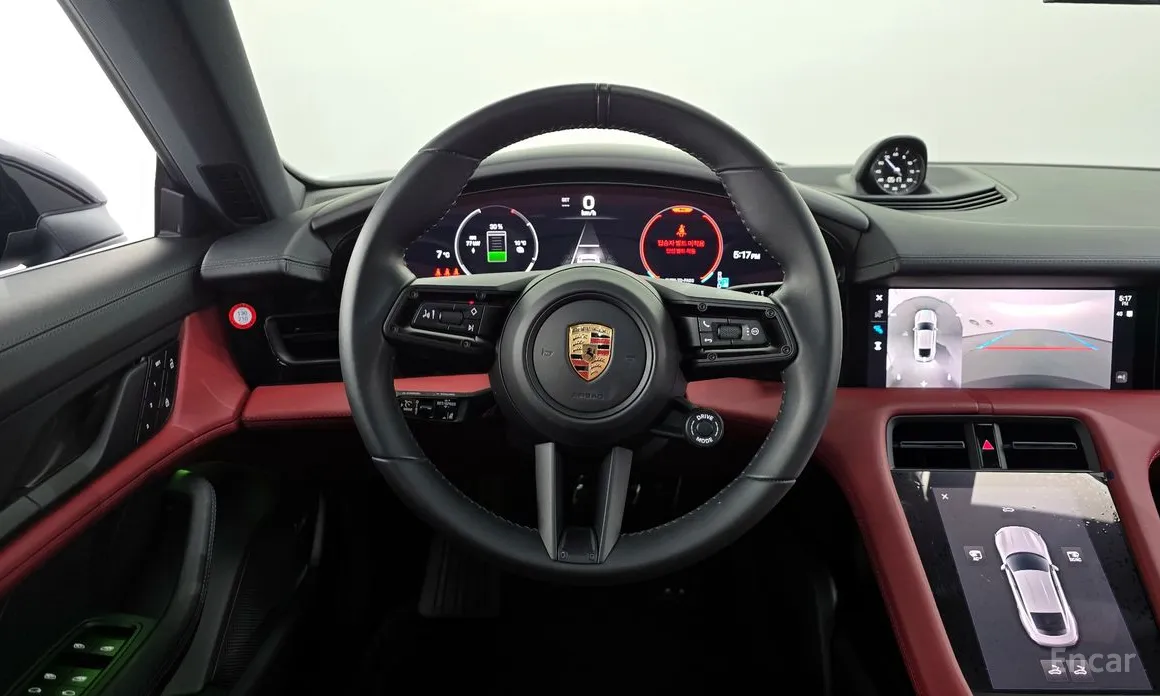 Фото 13 - Porsche Taycan