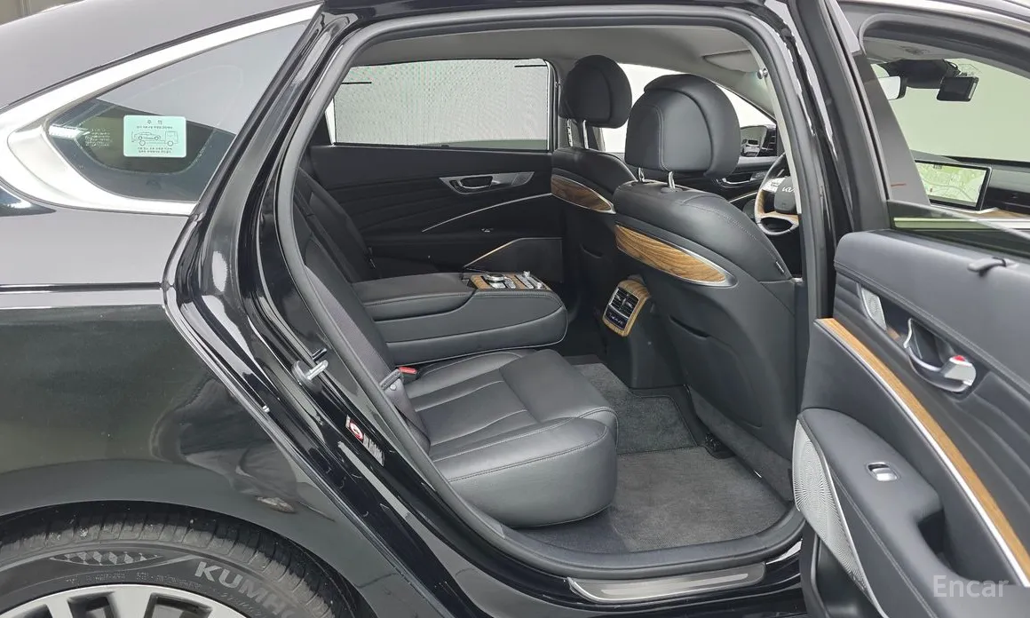 Фото 12 - Kia K9