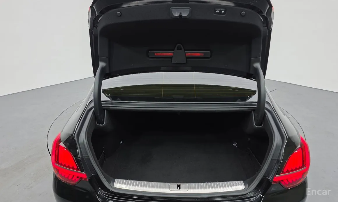 Фото 20 - Kia K9