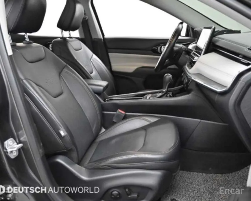 Фото 10 - Jeep Compass