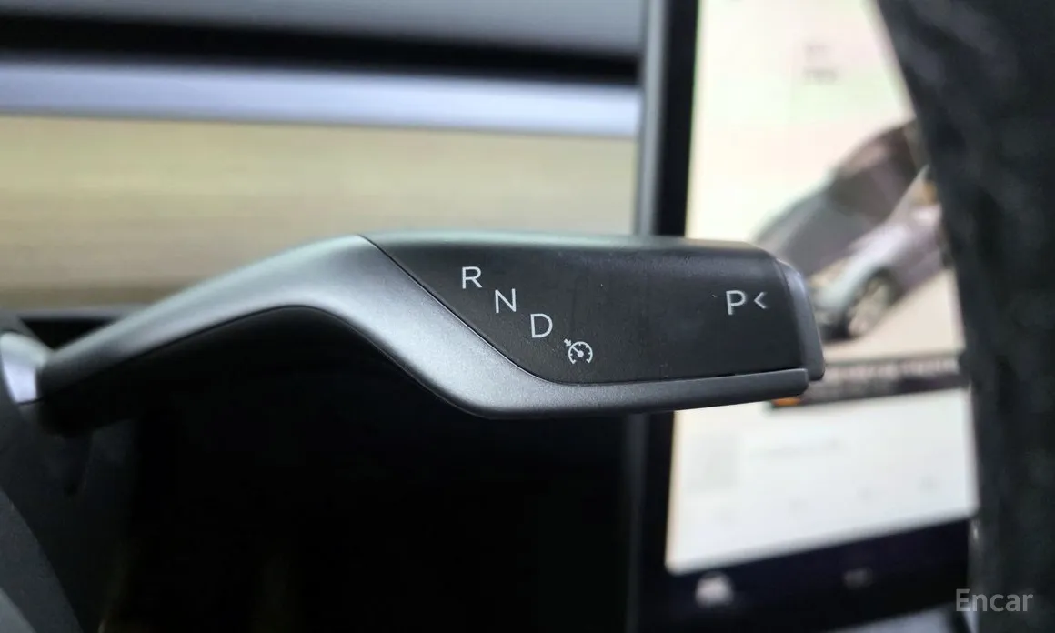 Фото 9 - Tesla Model Y