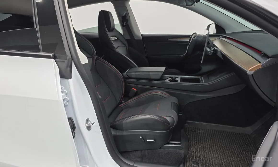 Фото 11 - Tesla Model Y