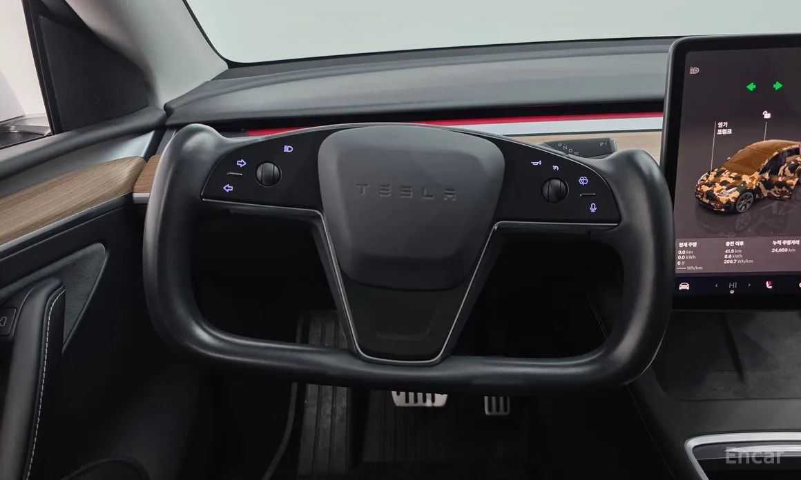 Фото 13 - Tesla Model Y