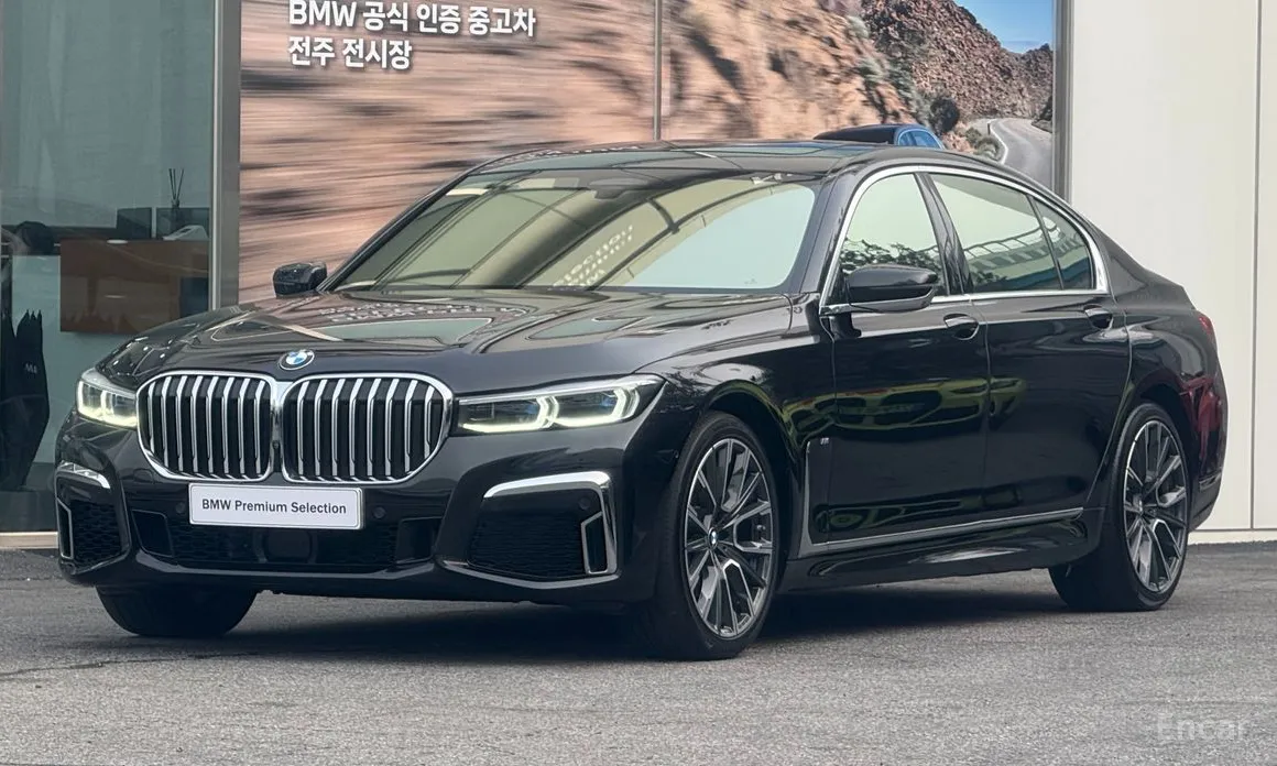 Фото 1 - BMW 7 Series