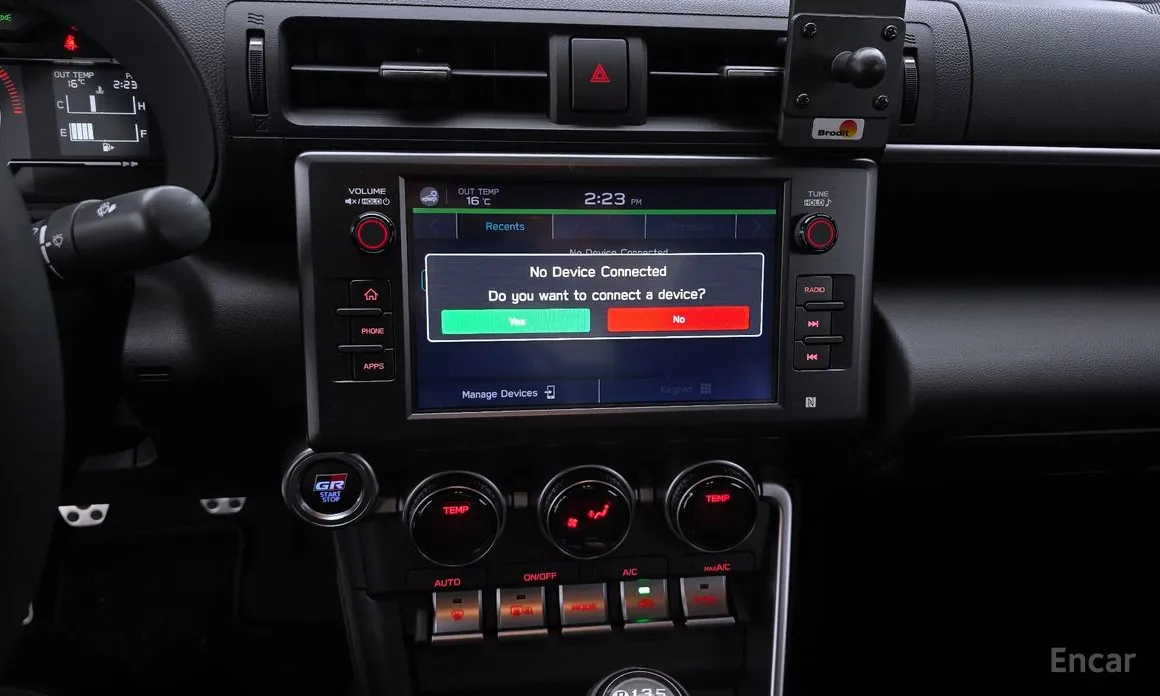 Фото 14 - Toyota 86