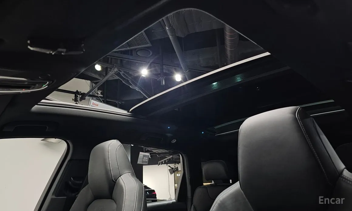 Фото 16 - Audi Q7