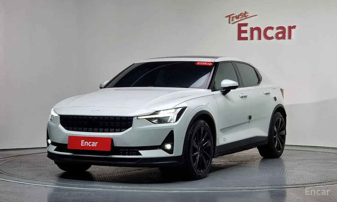 Фото 1 - Polestar 2