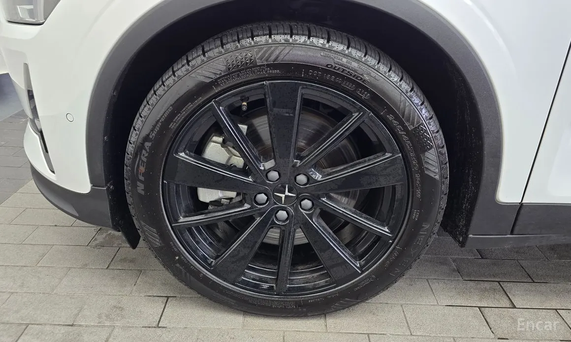 Фото 5 - Polestar 2