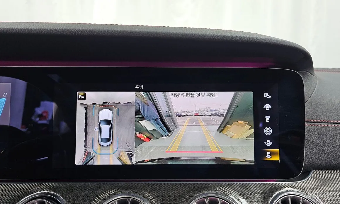 Фото 15 - Mercedes-Benz E-Class