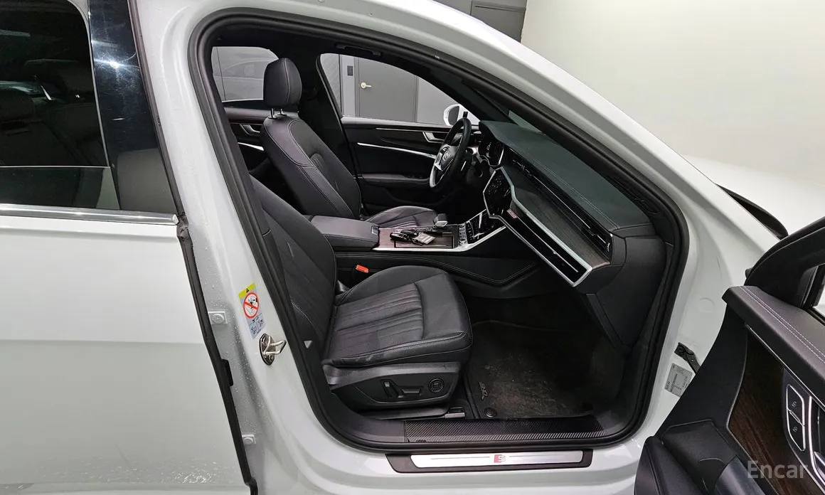 Фото 12 - Audi A6