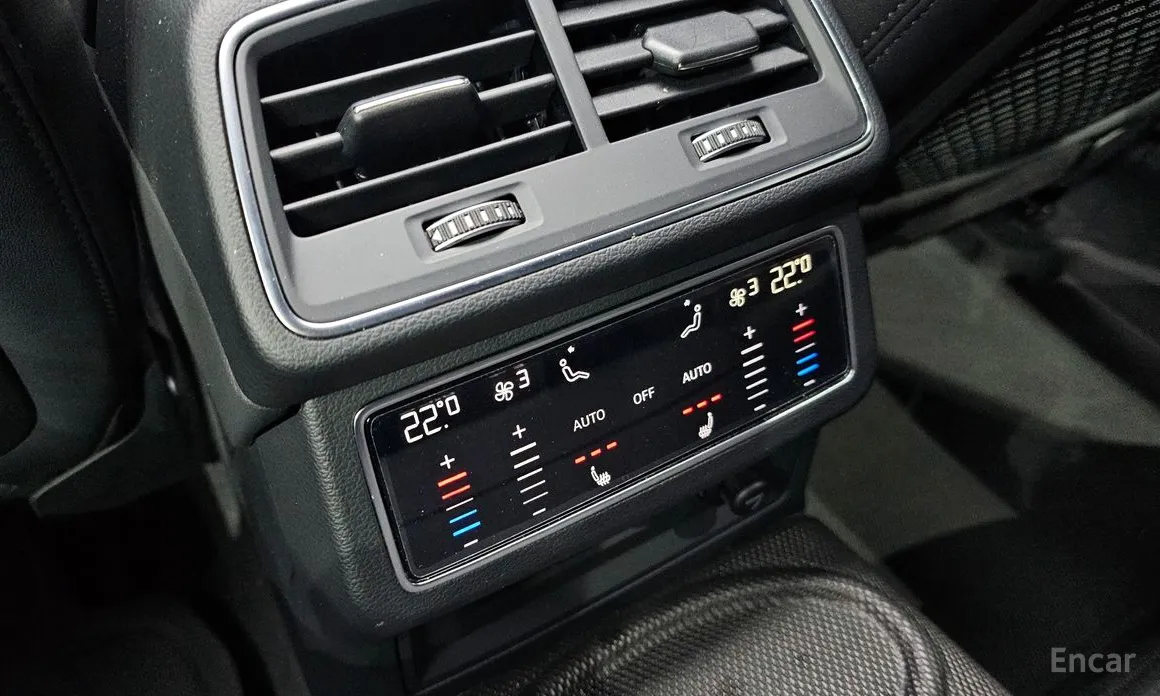 Фото 19 - Audi A6