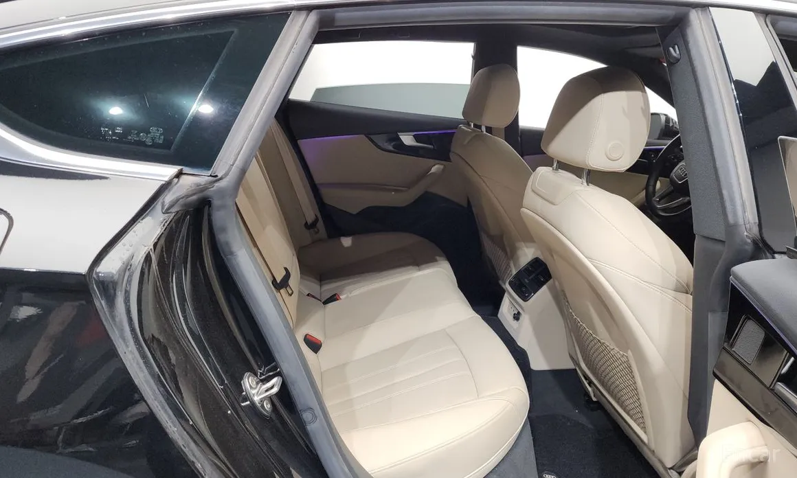 Фото 12 - Audi A5