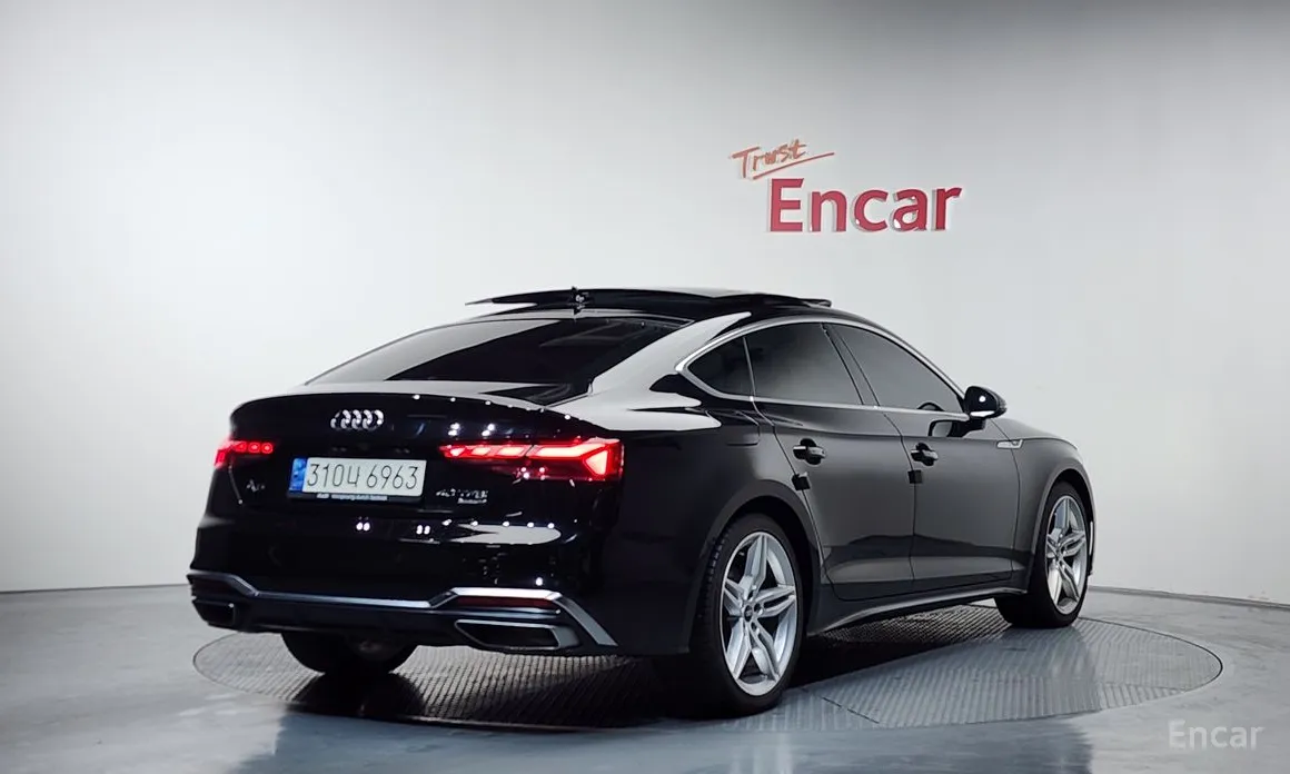 Фото 2 - Audi A5