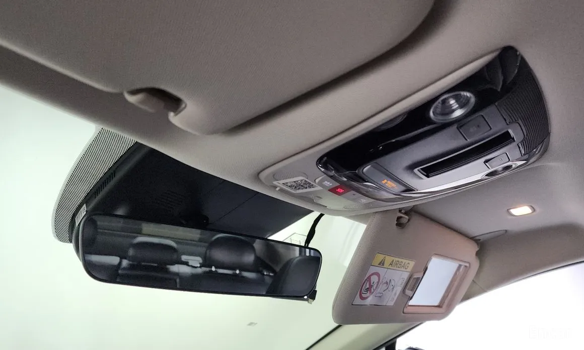 Фото 17 - Kia K5