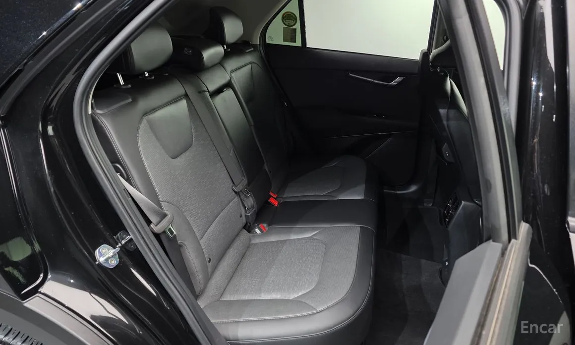 Фото 12 - Kia Niro