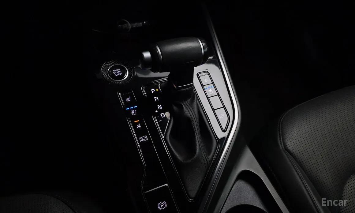 Фото 9 - Kia Niro