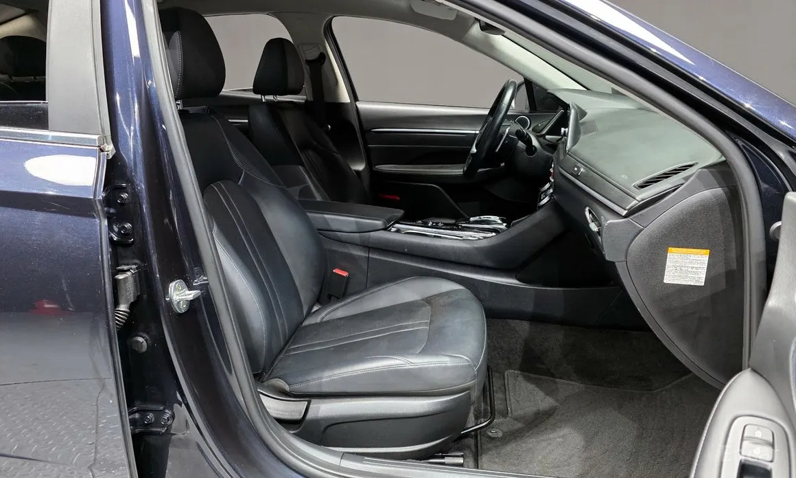 Фото 11 - Hyundai Sonata