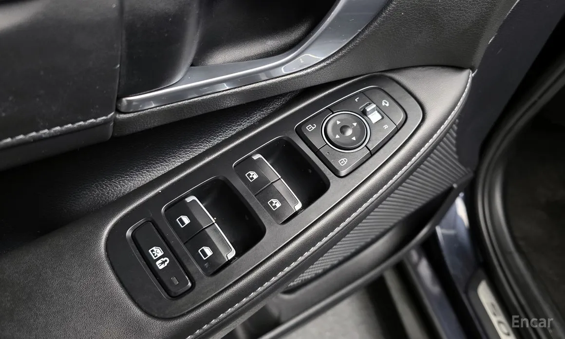 Фото 14 - Hyundai Sonata