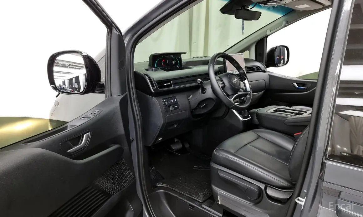 Фото 10 - Hyundai Staria