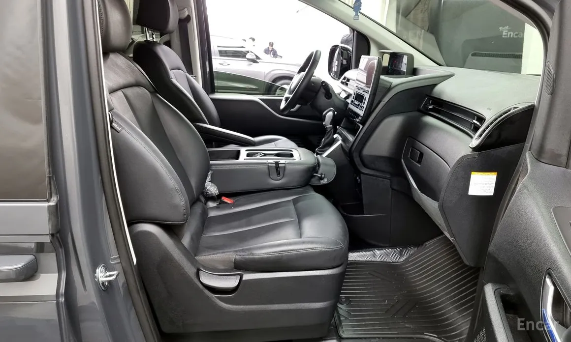 Фото 11 - Hyundai Staria