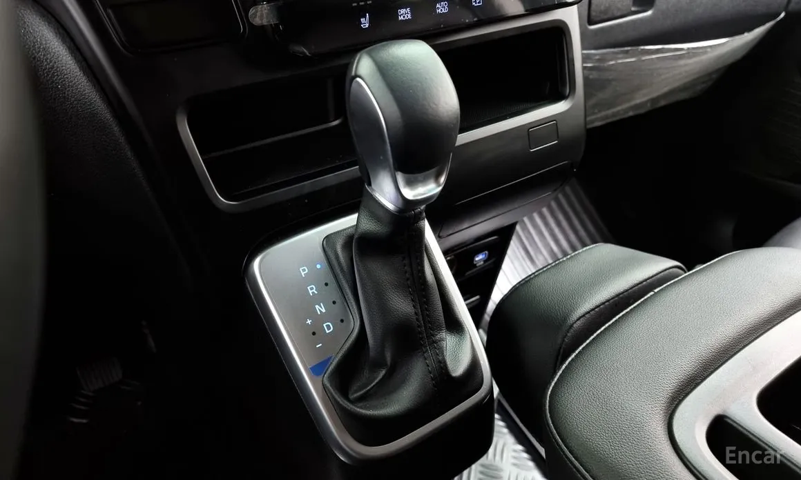 Фото 9 - Hyundai Staria