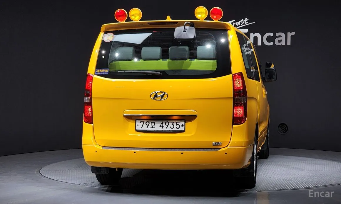 Фото 4 - Hyundai Starex