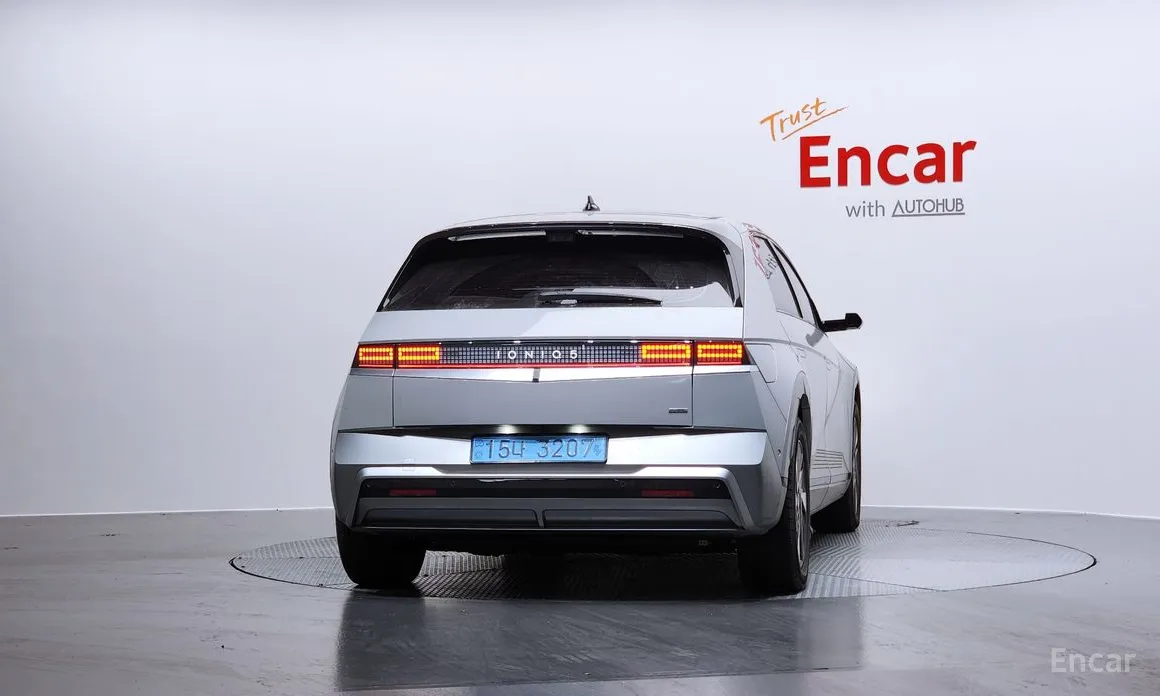 Фото 4 - Hyundai Ioniq 5