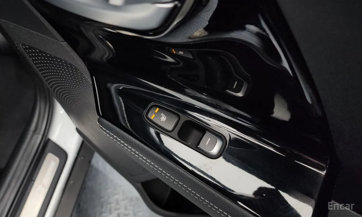 Фото 19 - Kia Niro