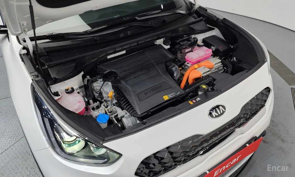 Фото 6 - Kia Niro