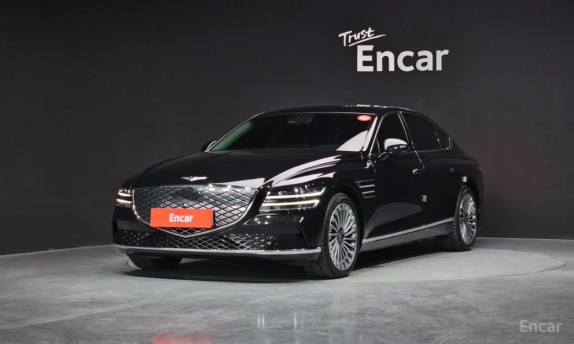 Фото 1 - Genesis G80