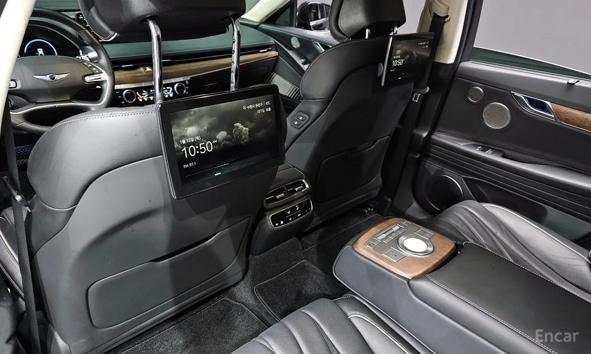 Фото 18 - Genesis G80