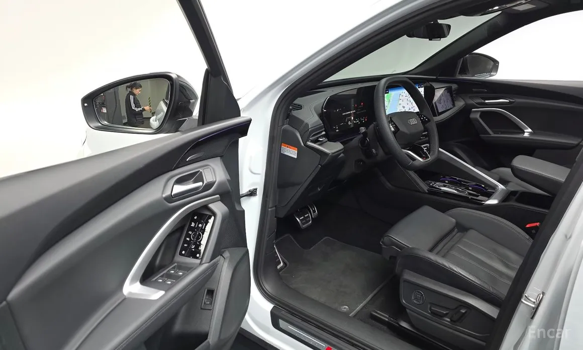 Фото 12 - Audi Q5