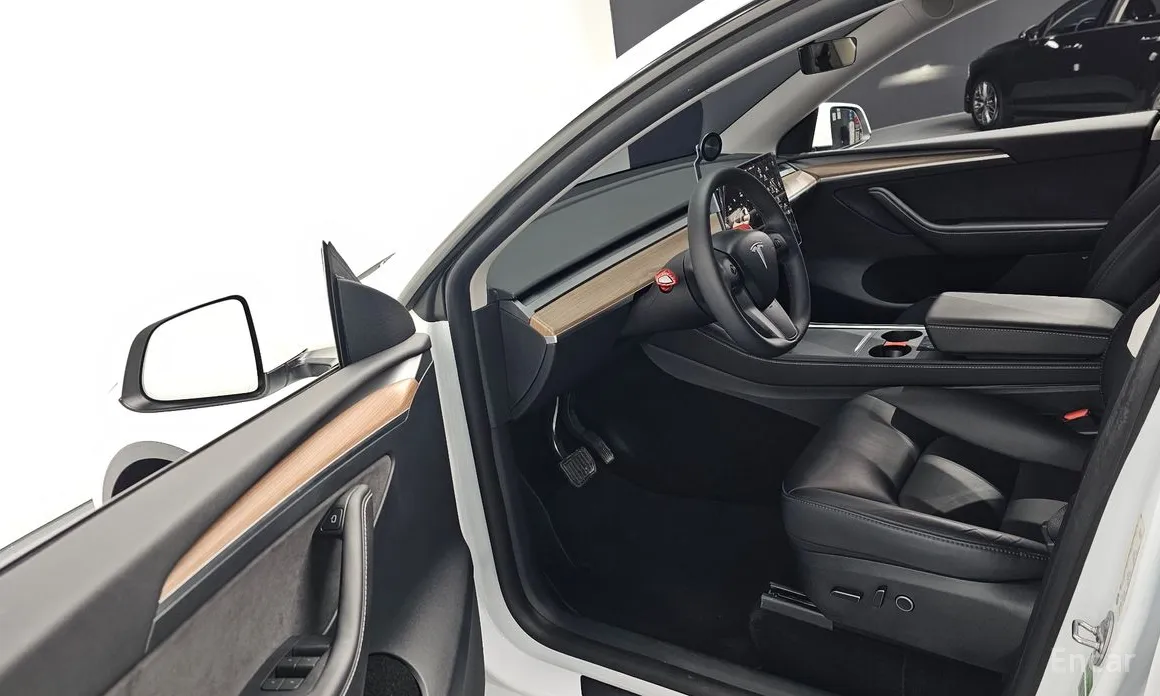 Фото 10 - Tesla Model Y