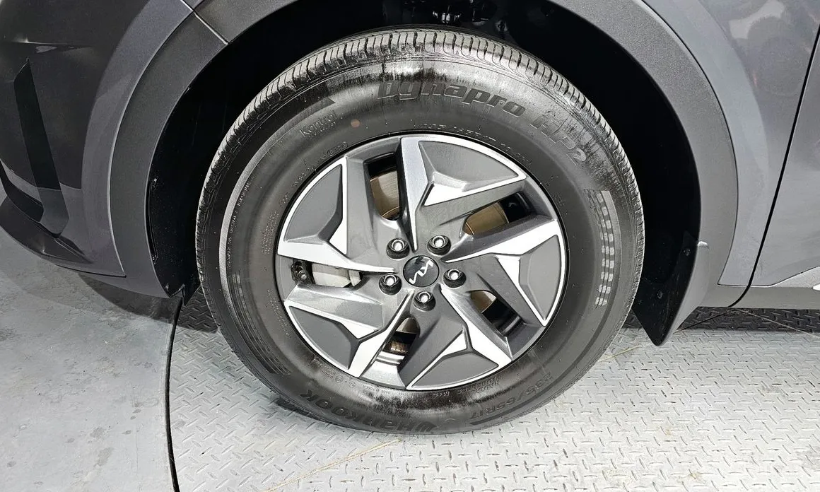 Фото 5 - Kia Sorento