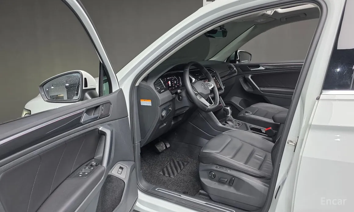 Фото 13 - Volkswagen Tiguan