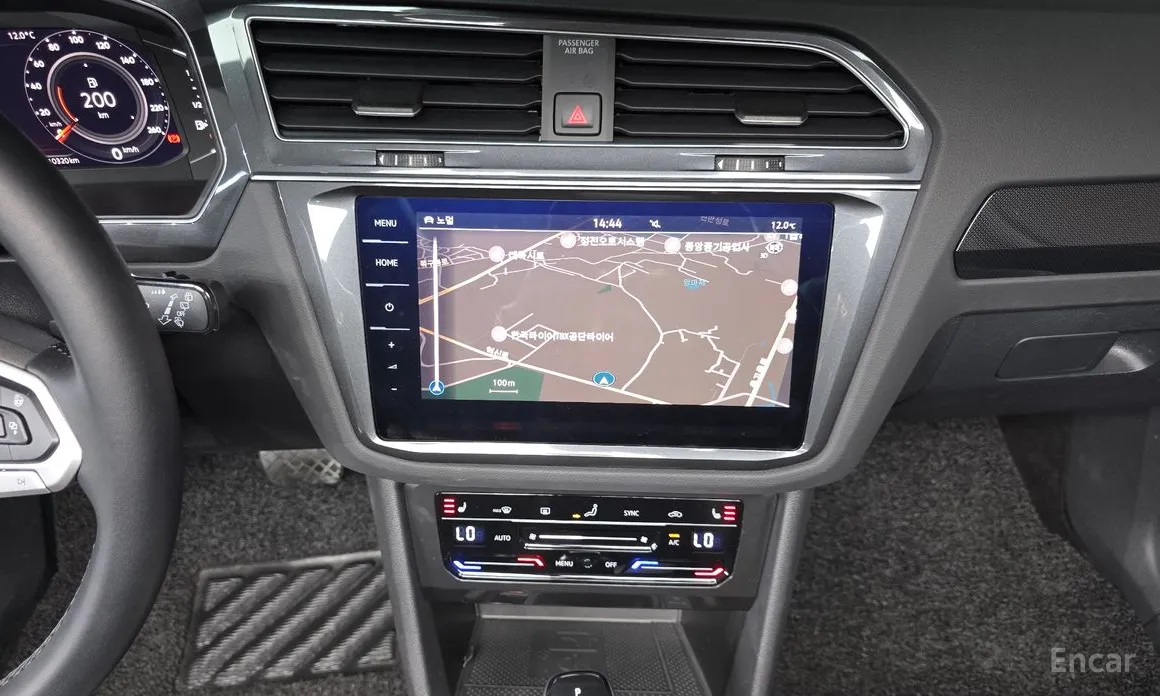 Фото 15 - Volkswagen Tiguan