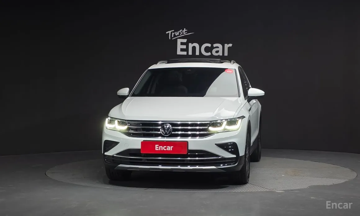 Фото 3 - Volkswagen Tiguan
