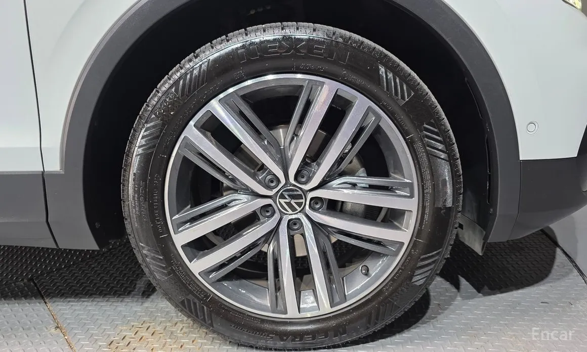 Фото 5 - Volkswagen Tiguan