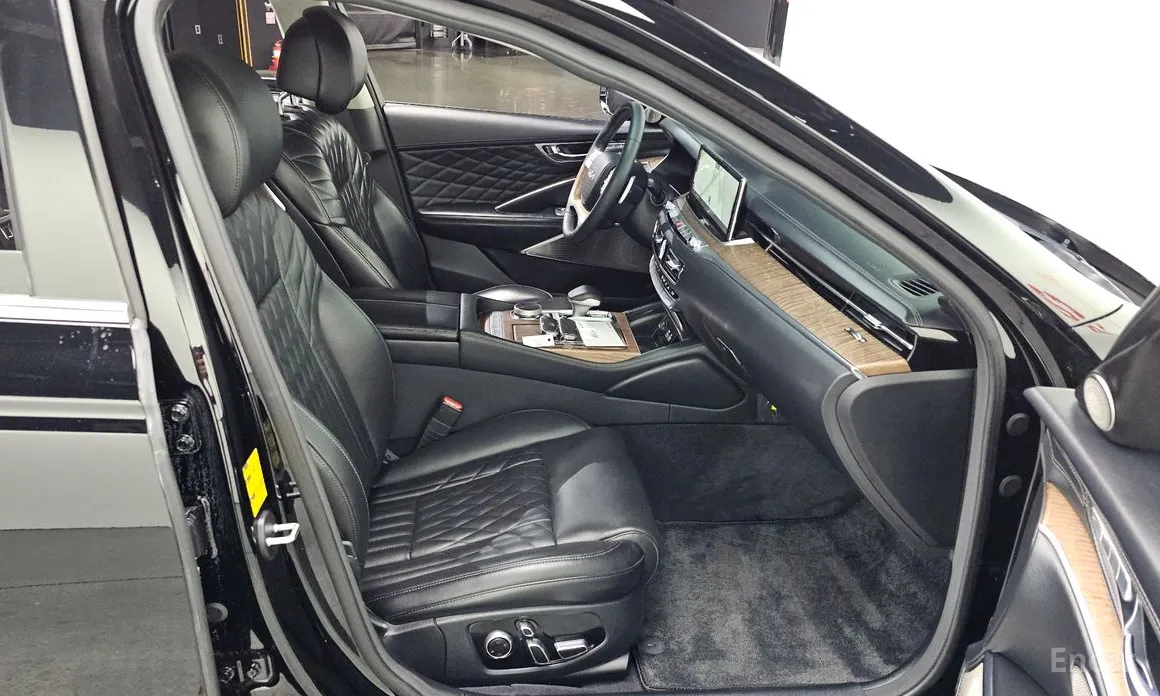 Фото 12 - Kia K9